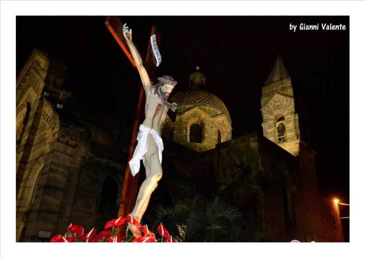 La Processione dei Misteri torna anche a Villa Castelli dopo due anni di pandemia –&nbsp;video