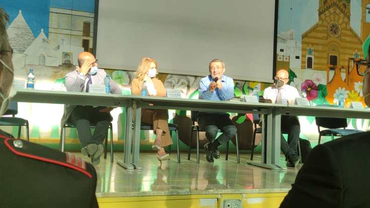 Villa Castelli – il Dott. Marco di Napoli apre la Settimana della Legalità&nbsp;(video)