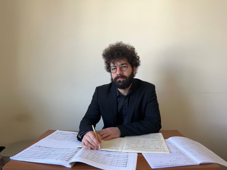Gabriele Cavallo compositore e musicista di Villa Castelli pubblica “Dieci Preludi per Pianoforte” edito da Armelin